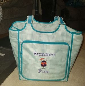 Thirty one rolling cooler bag